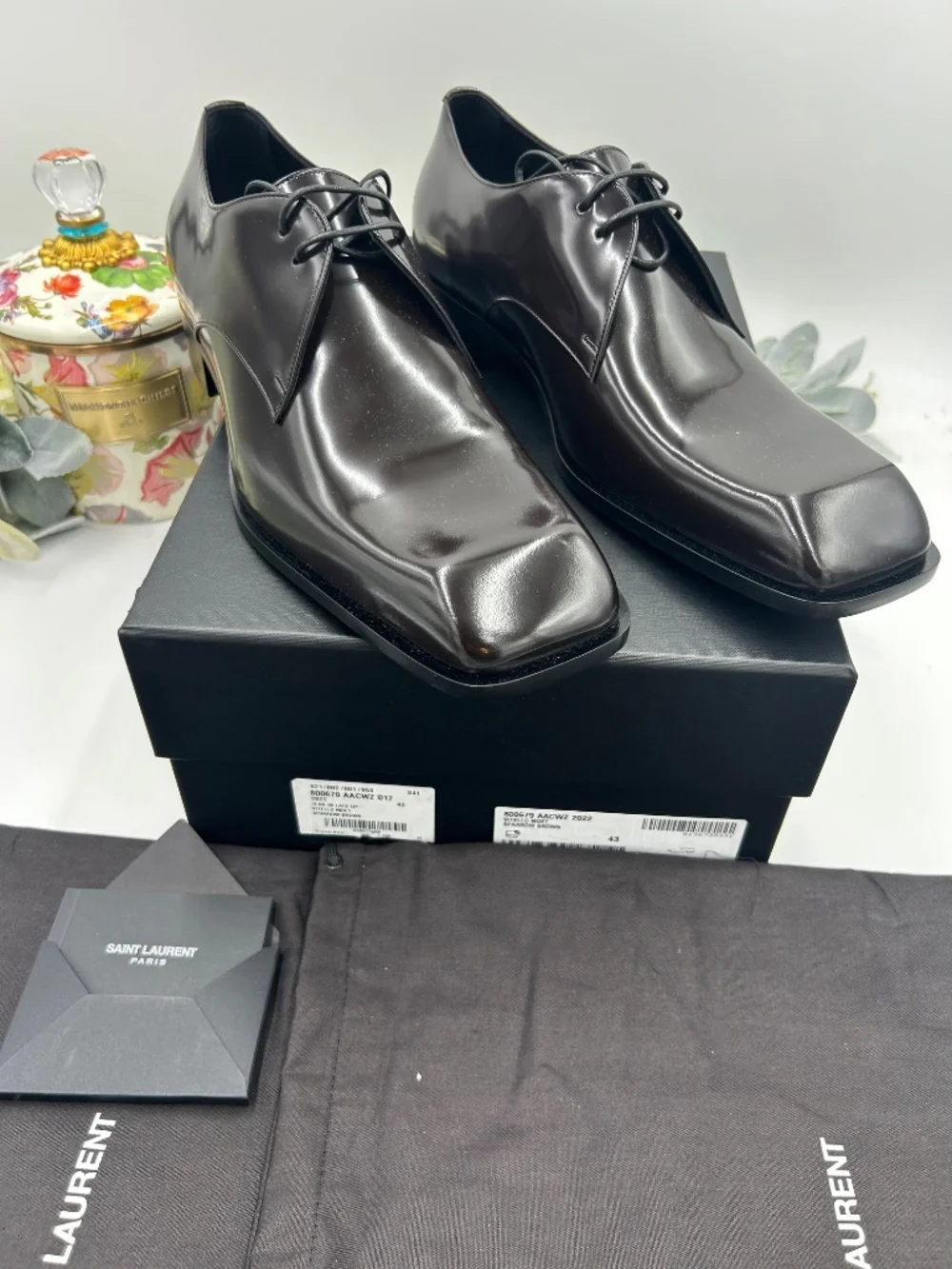 Men’s Saint Laurent Jean Polished-Leather Derby Shoes. size 43/10.